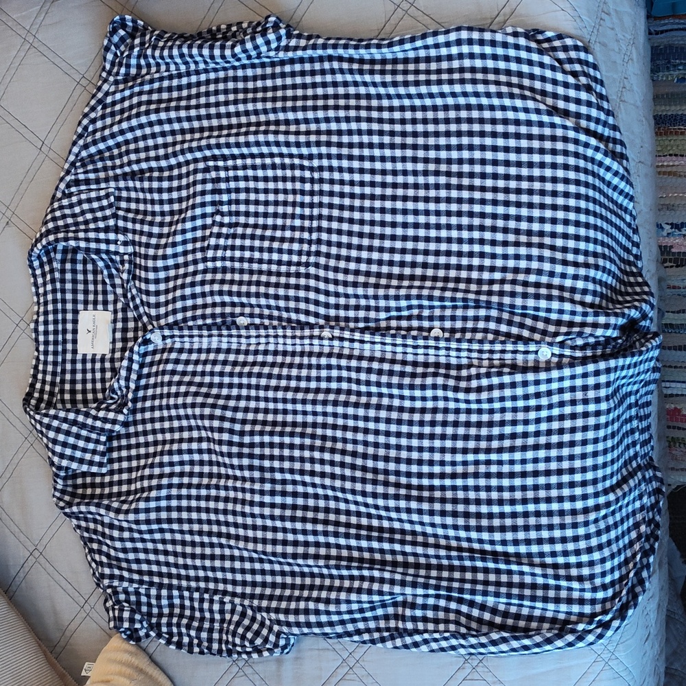 Gingham American Eagle shirt